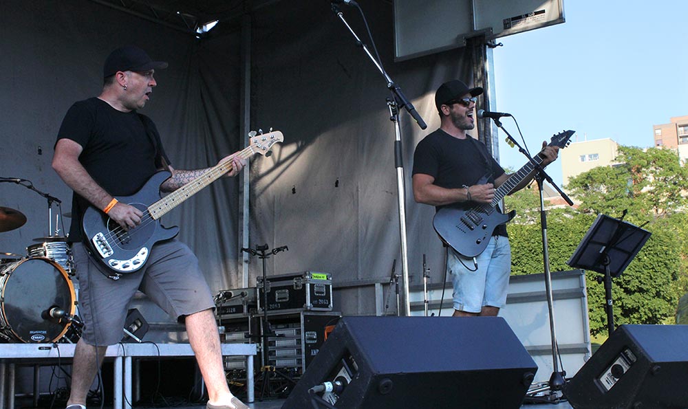 Live Entertainment at Ribfest photo